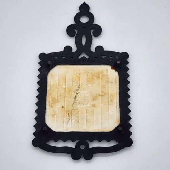 Vintage Enesco Cast Iron Trivet with Tile Insert Japan - Picture 4 of 4
